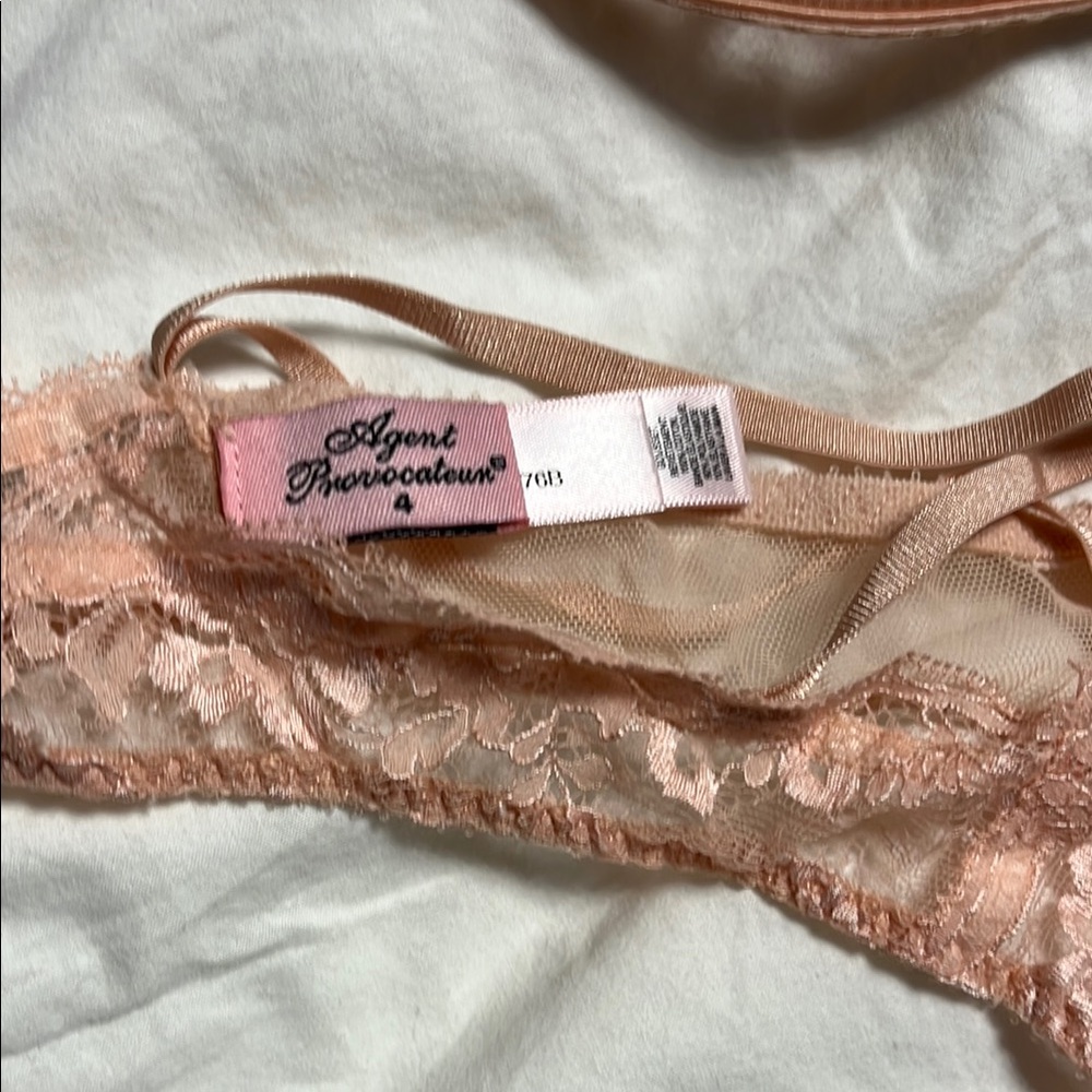 Agent Provocateur Essie set 34D and 4 thong Elegant Lace Lingerie Set - Picture 4 of 12
